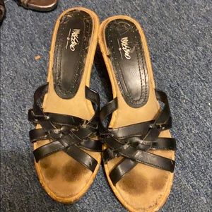 Black and Tan strappy wedge.